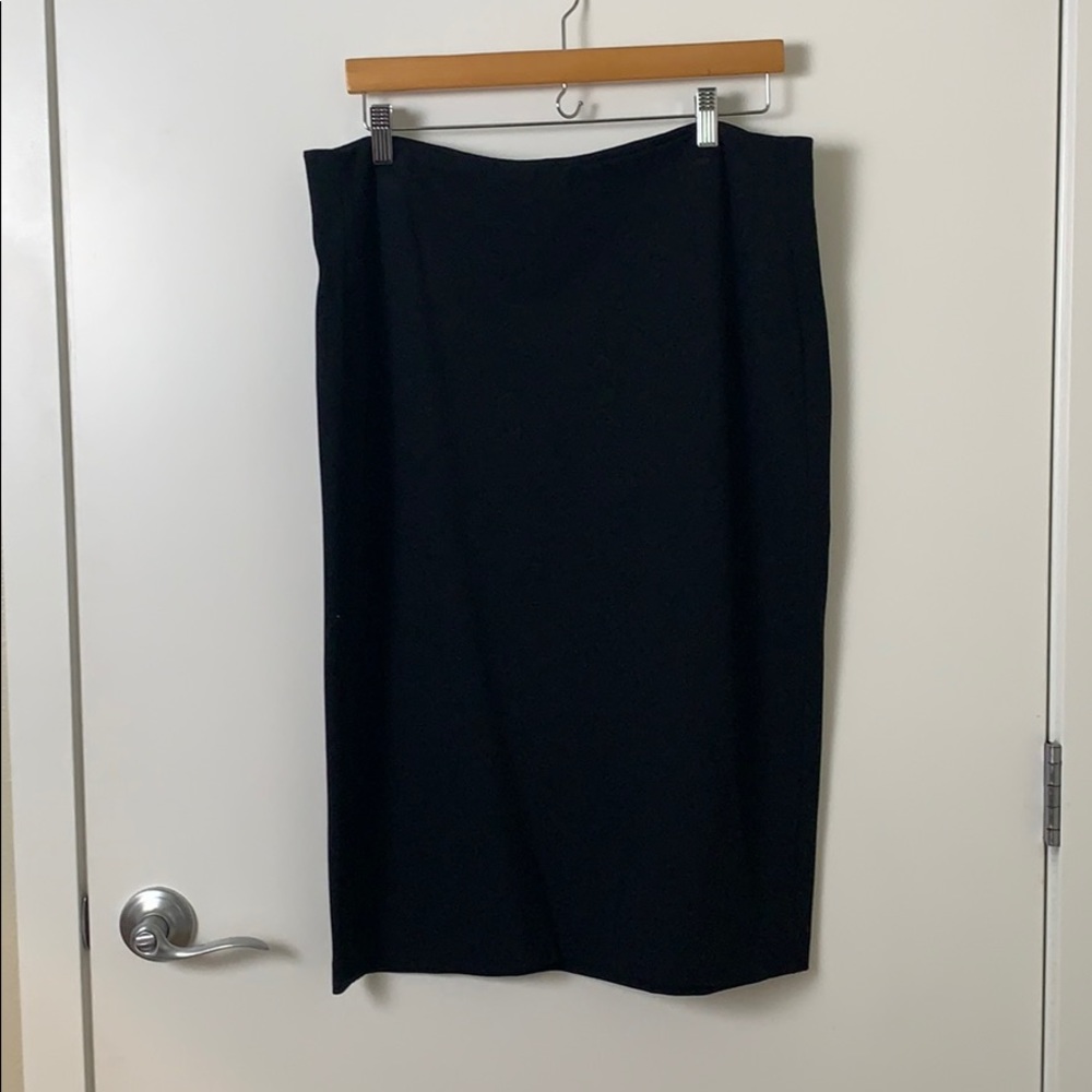 BRAND NEW Vince Camuto Black Pencil Skirt